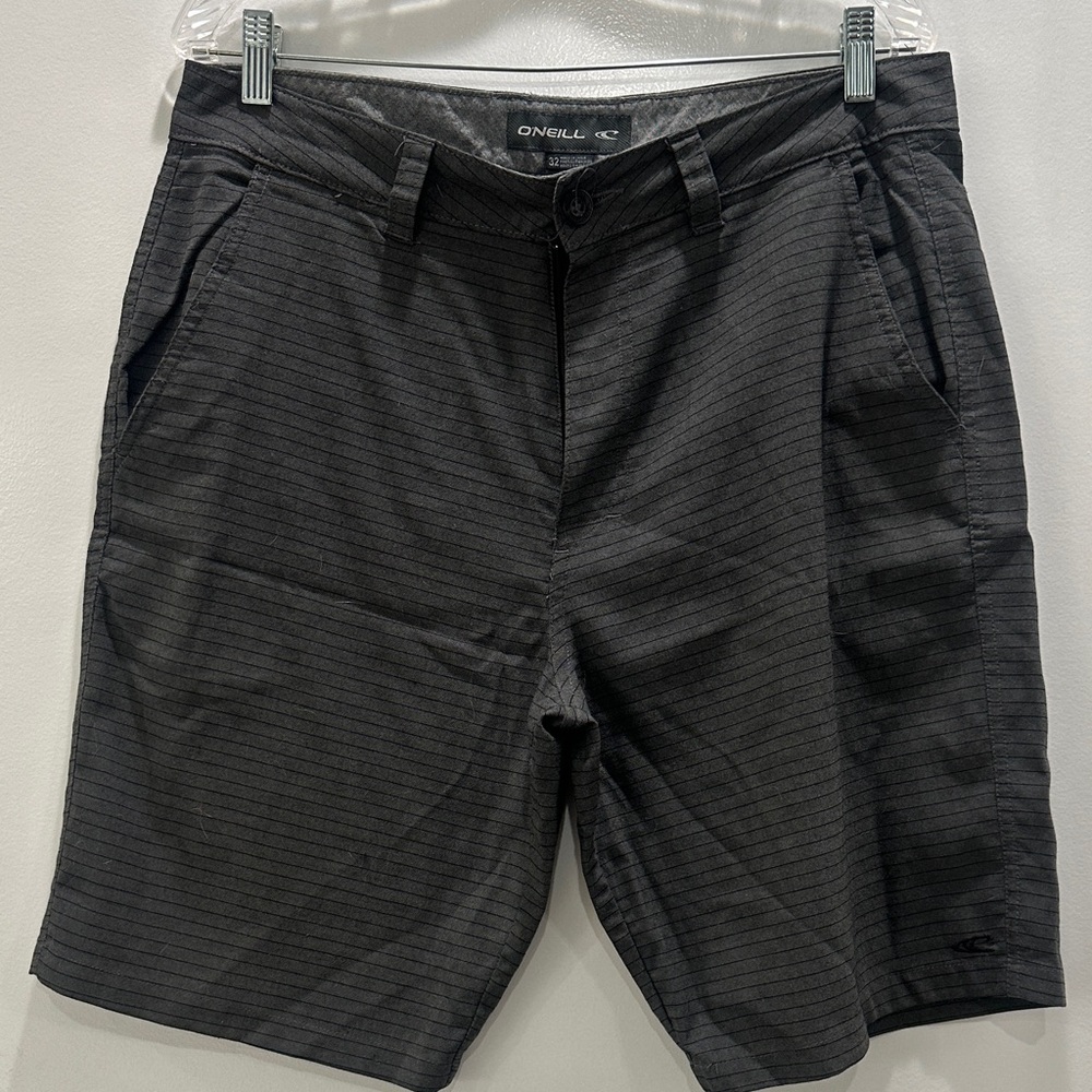 O'Neill Men's Charcoal Striped Shorts